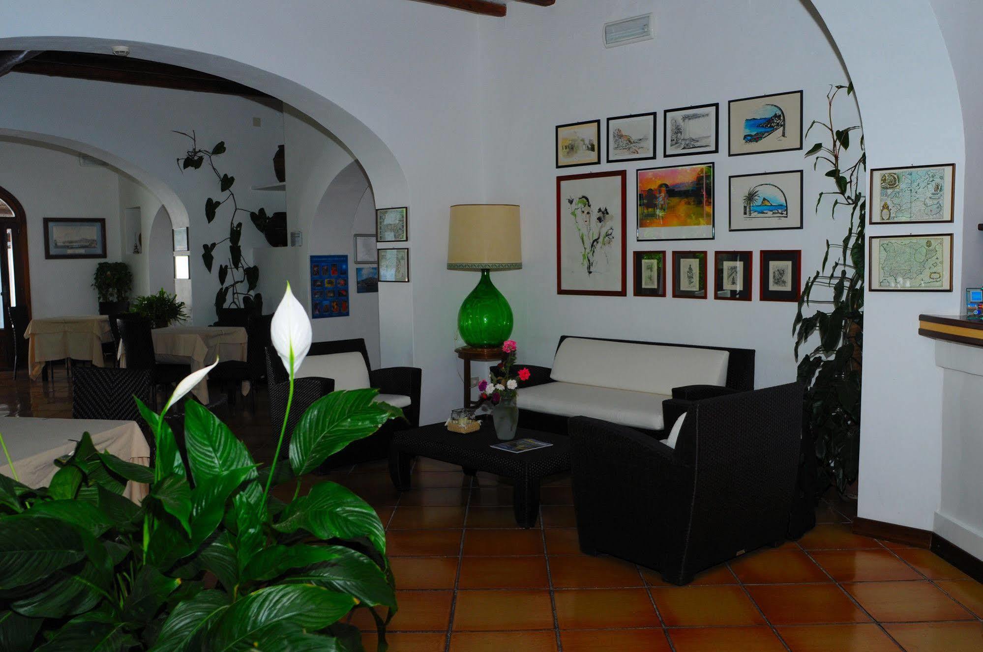 Hotel Cincotta Panarea Exteriér fotografie