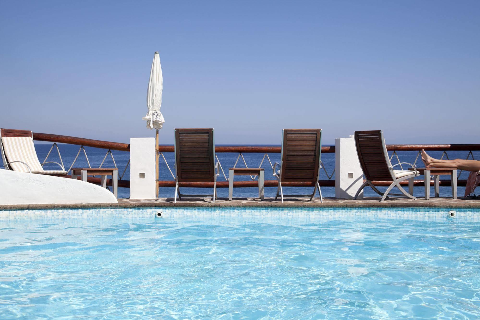 Hotel Cincotta Panarea Exteriér fotografie